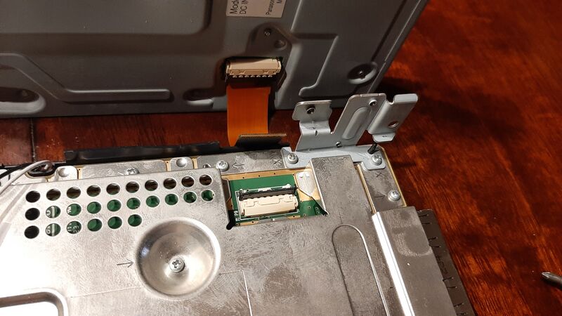 File:WiiU 13 SATA2.jpg
